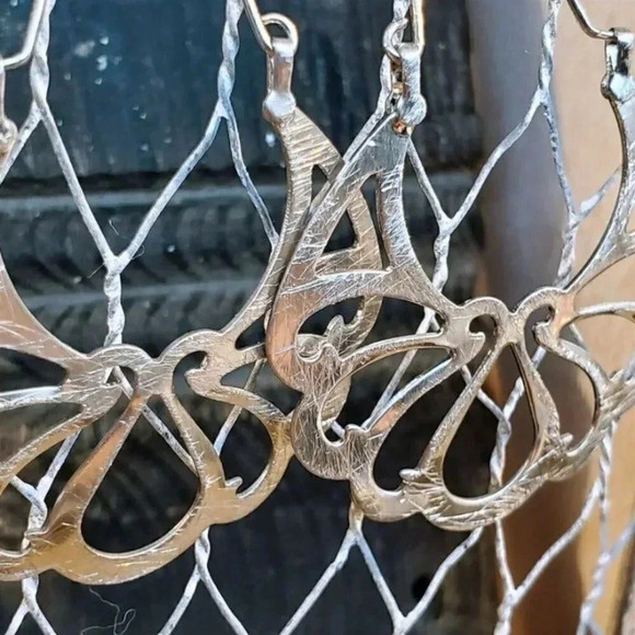 Abstract Lotus Flower Elegant Silver Brushed Steel Filigree Cutout Earrings - Picture 7 of 8